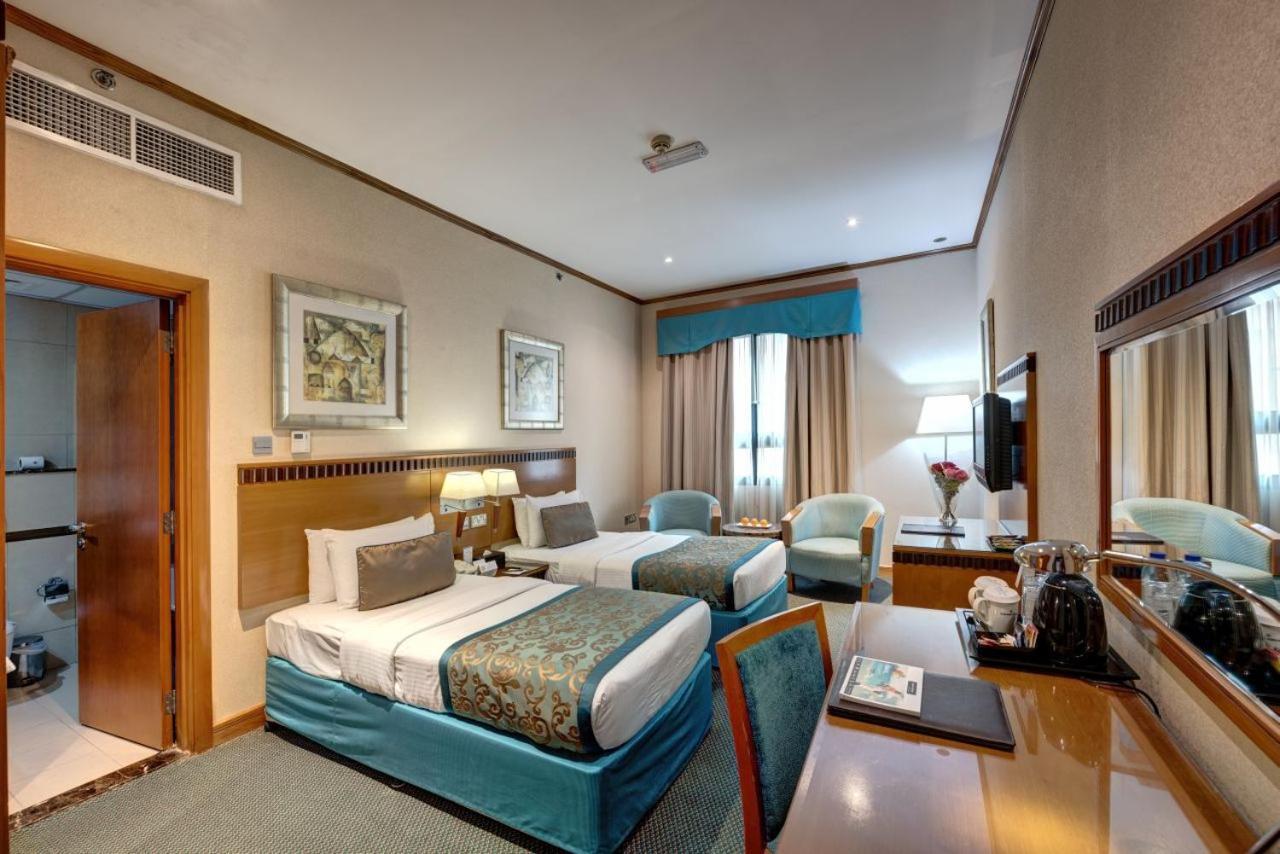 Hotel Al- Barsha 4*